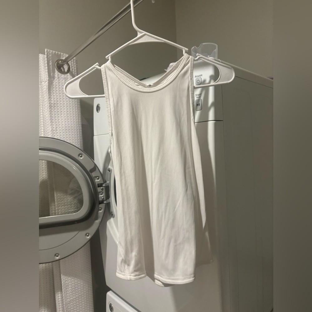 Lululemon Razorback Tank
